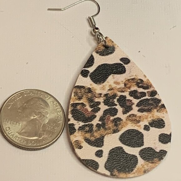 Leopard Print Earring, Animal Print Jewelry, Leopard Earring, Gift Idea, Safari - Picture 5 of 5